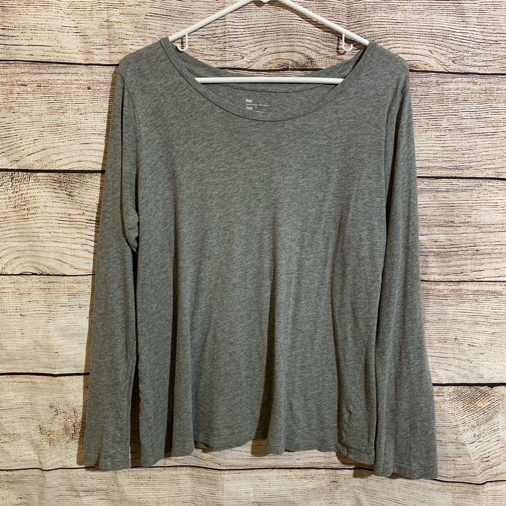 Gap size M Long sleeve gray t